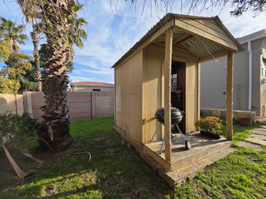 2 Bedroom Property for Sale in Ferreira Town Eastern Cape